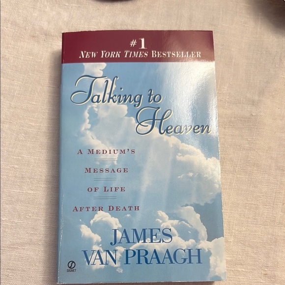 Talking to Heaven: A Medium’s Message of Life After Death by James Van Praagh - Picture 1 of 11